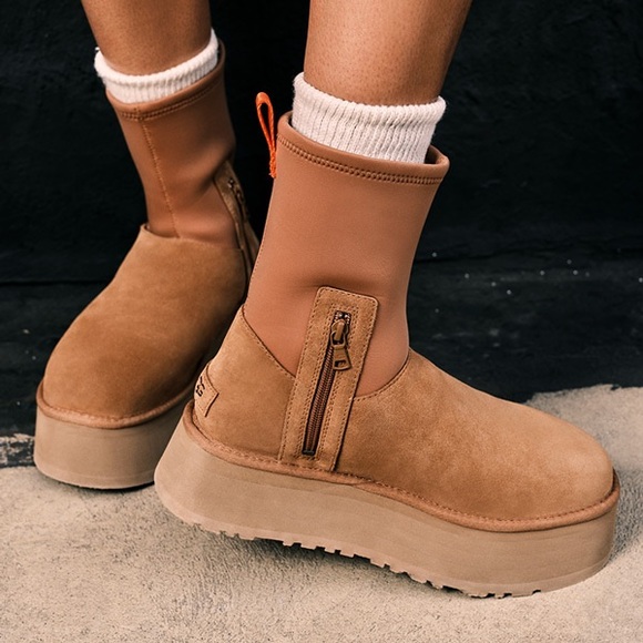NWT UGG - Chestnut Classic Dipper | Platform Brown Tan Uggs main image 5